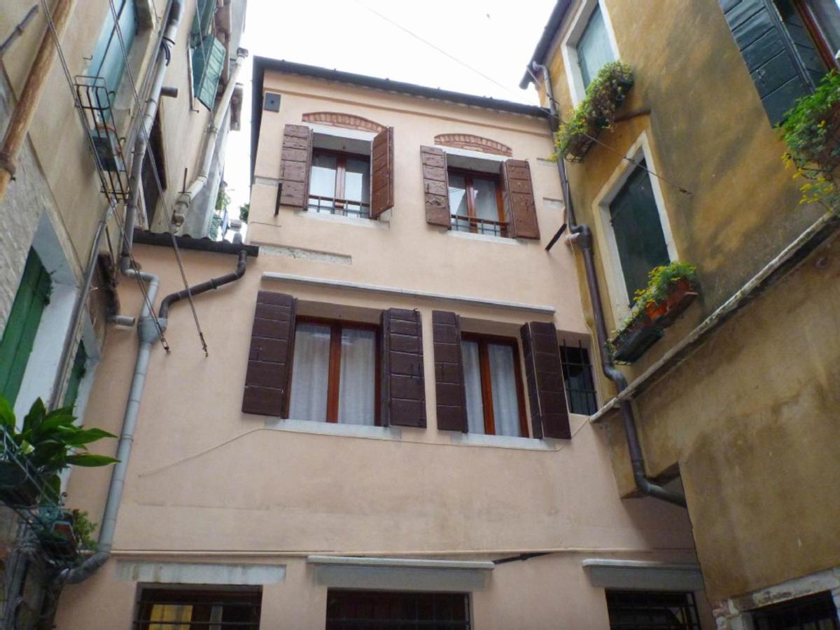 Delicious Apartament Near St. Mark Square Venezia Esterno foto